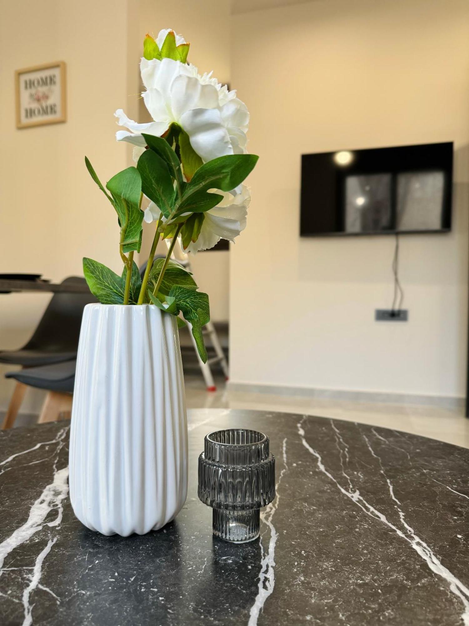 Spacious Apartment Near Monastiraki By Kozy Koala Athén Kültér fotó