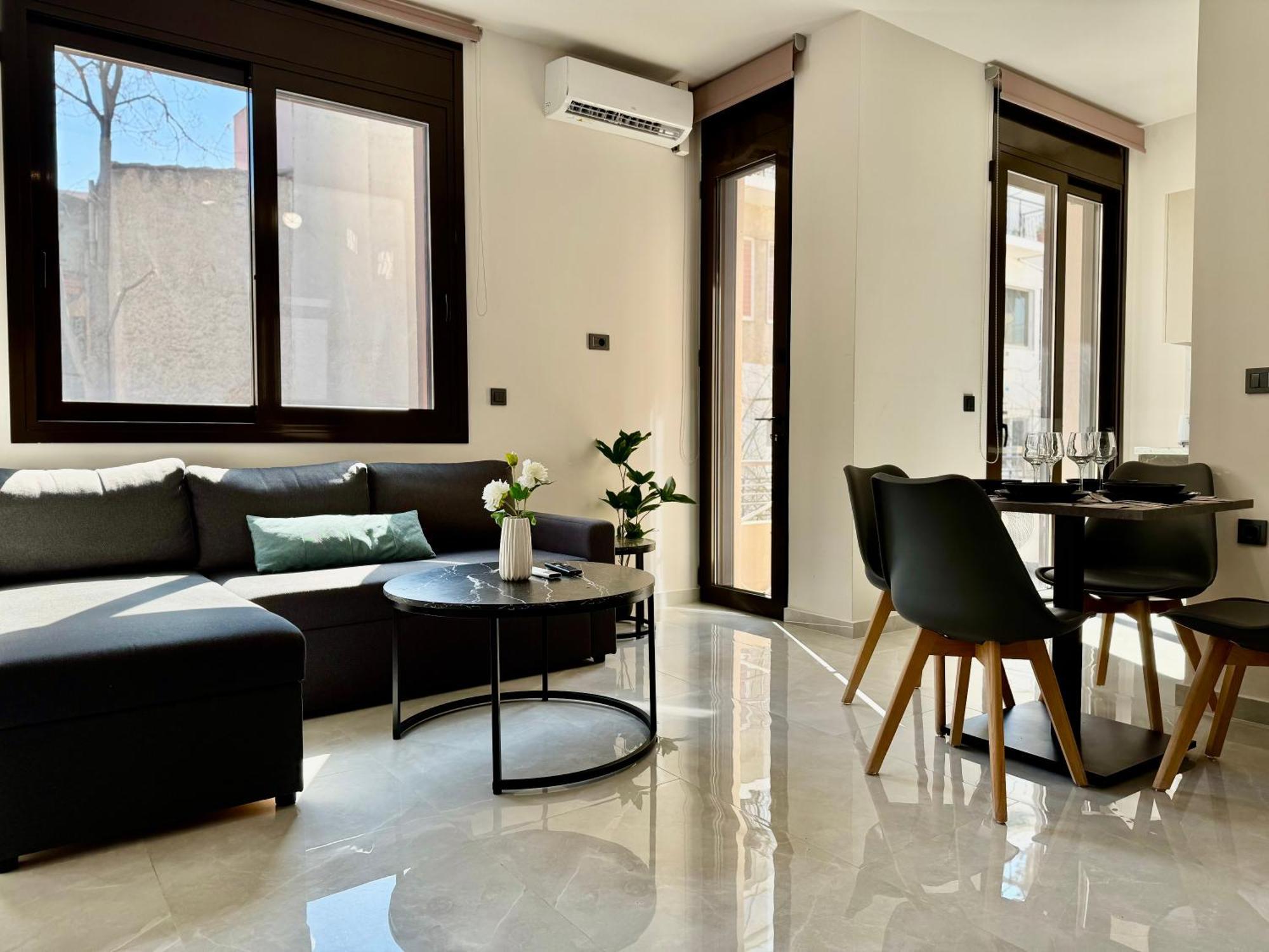 Spacious Apartment Near Monastiraki By Kozy Koala Athén Kültér fotó